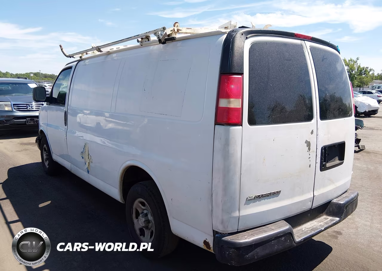 2005 Chevrolet Express VIN:1GCFG15X651269476 - 3