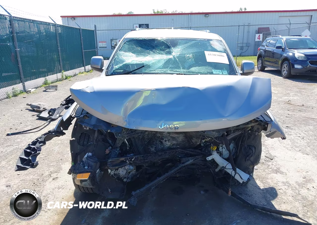 2021 Jeep Grand Cherokee Laredo E 4X4 VIN:1C4RJFAG4MC872995 - 12