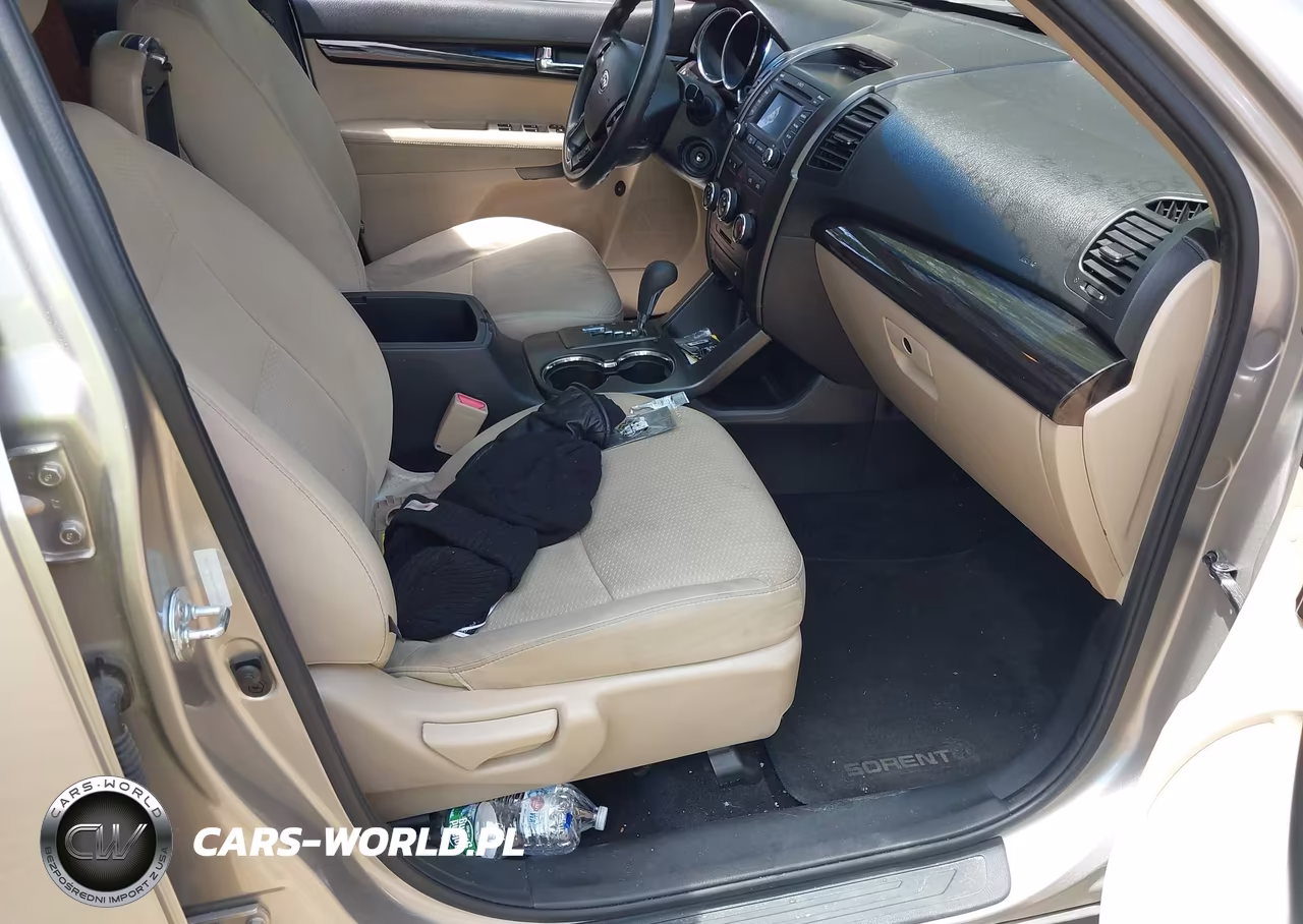 2013 Kia Sorento Lx VIN:5XYKT4A63DG374693 - 5