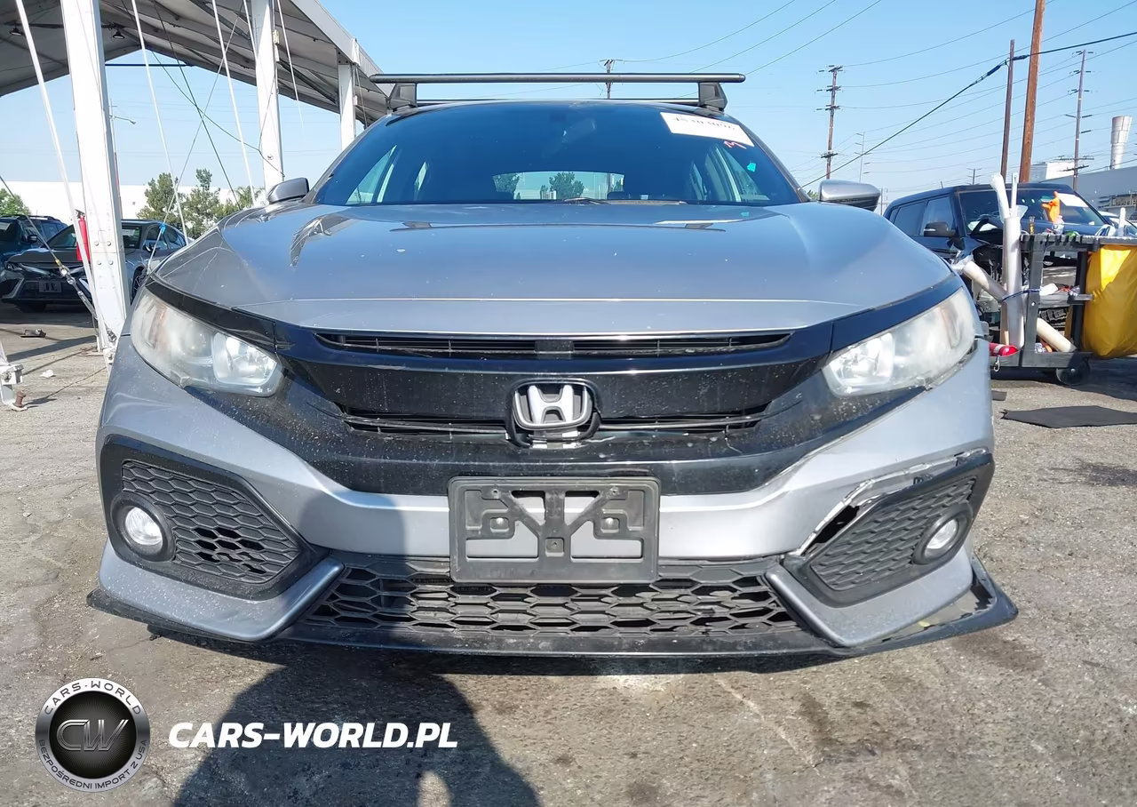 2018 Honda Civic Sport VIN:SHHFK7H46JU429147 - 11