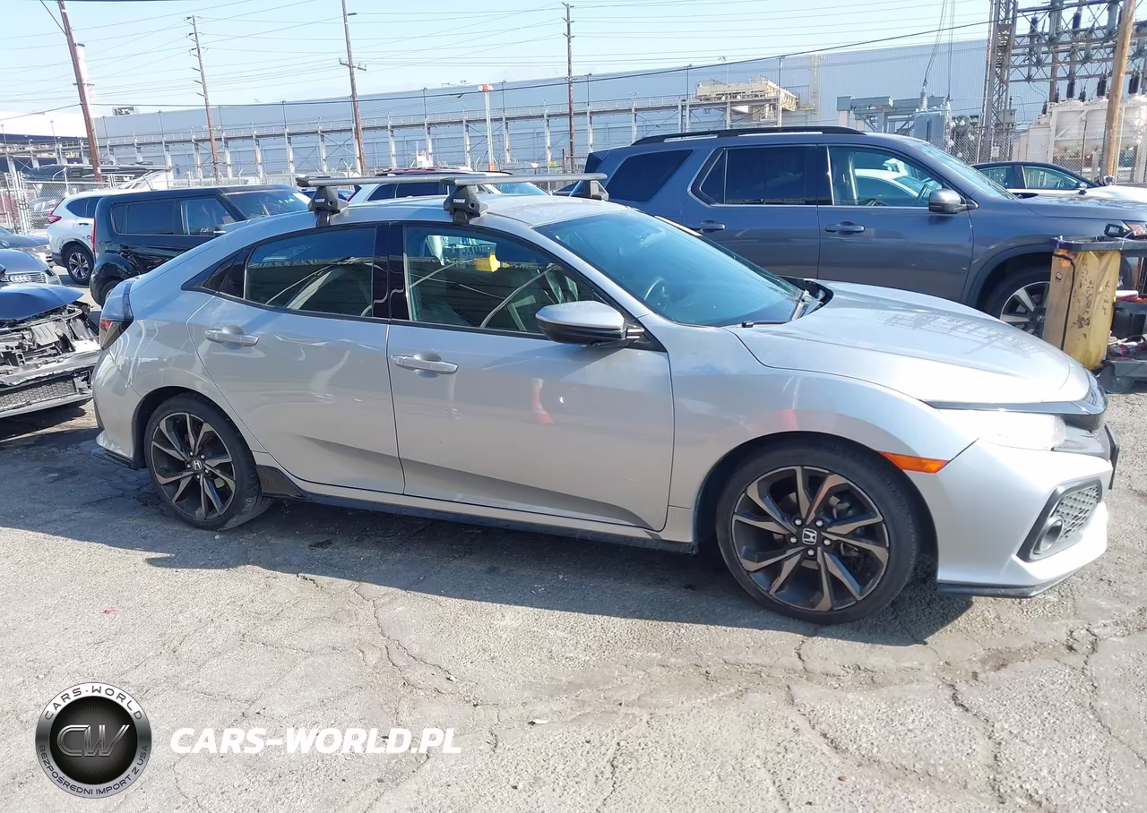 2018 Honda Civic Sport VIN:SHHFK7H46JU429147 - 12