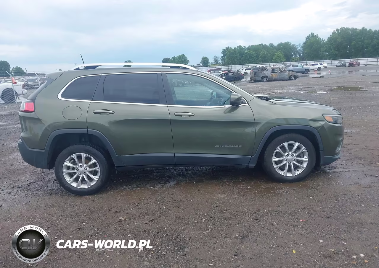 2019 Jeep Cherokee Latitude Fwd VIN:1C4PJLCB3KD365651 - 14
