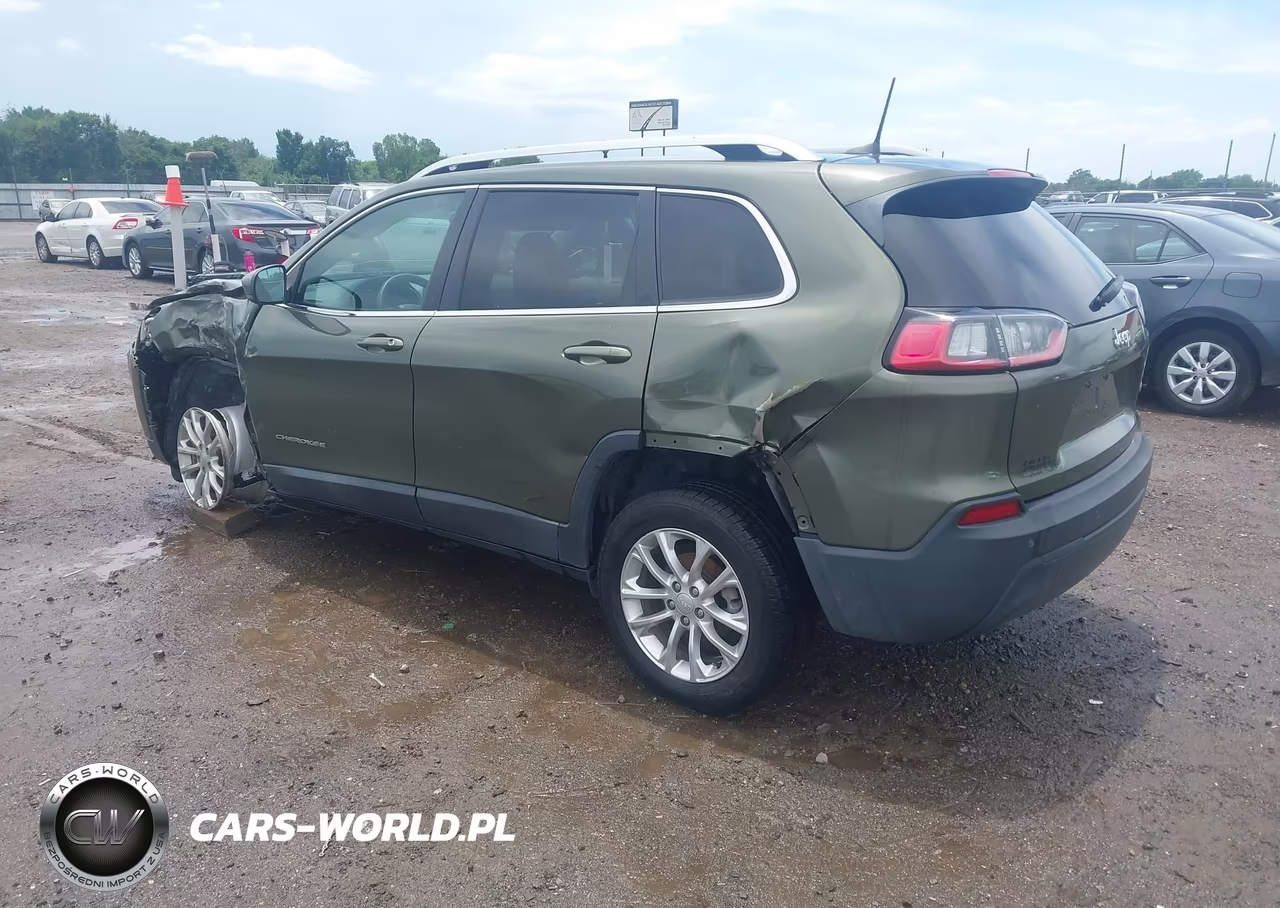 2019 Jeep Cherokee Latitude Fwd VIN:1C4PJLCB3KD365651 - 3
