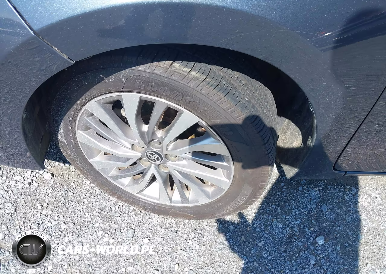 2019 Toyota Corolla VIN:2T1BPRHE9KC156023 - 12