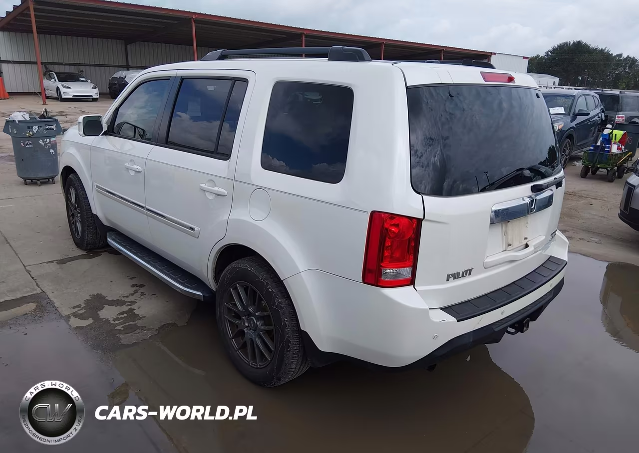 2015 Honda Pilot Touring VIN:5FNYF4H90FB046496 - 3
