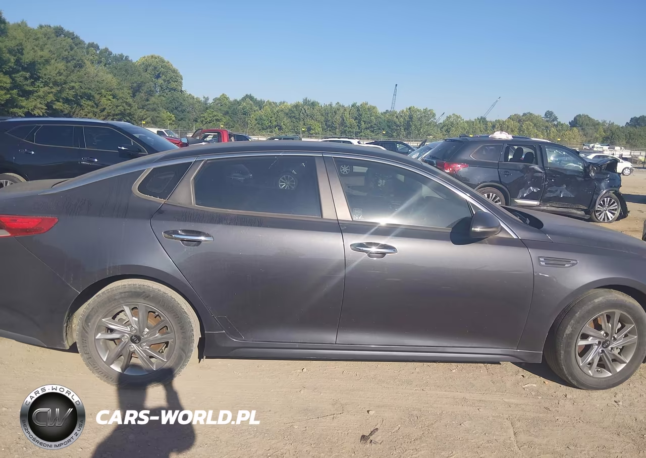 2019 Kia Optima Lx VIN:5XXGT4L34KG298864 - 13