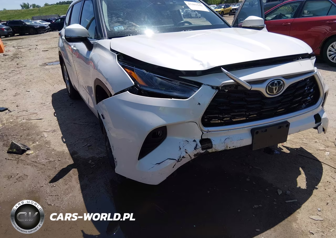 2021 Toyota Highlander Le VIN:5TDBZRBH0MS135343 - 18