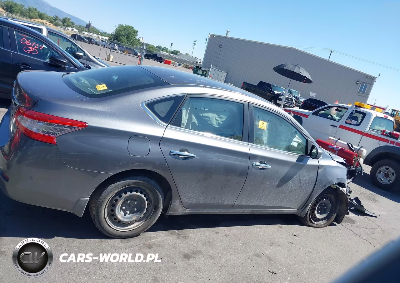 2015 Nissan Sentra S VIN:3N1AB7AP1FY222518 - 13
