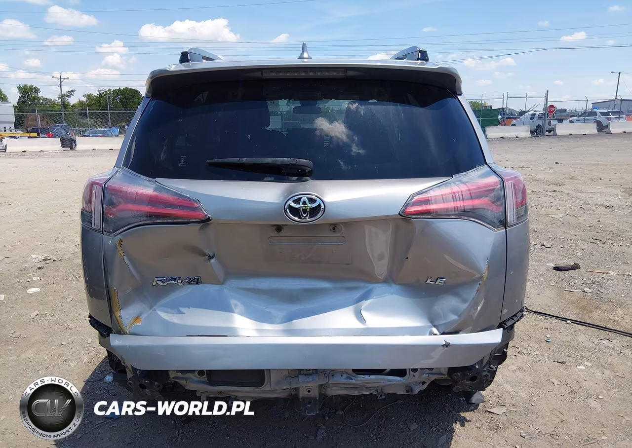 2018 Toyota Rav4 Le VIN:JTMZFREVXJJ182915 - 16