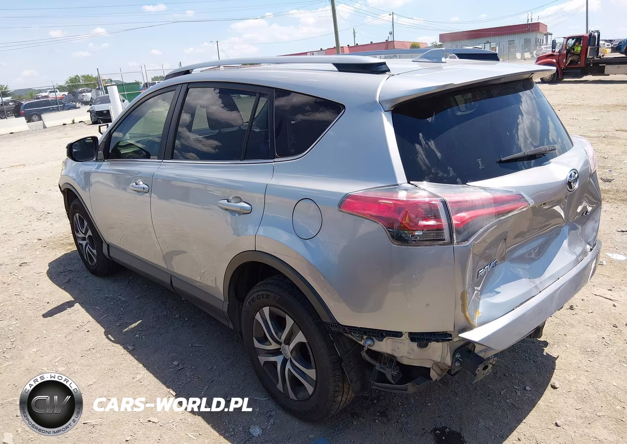 2018 Toyota Rav4 Le VIN:JTMZFREVXJJ182915 - 3