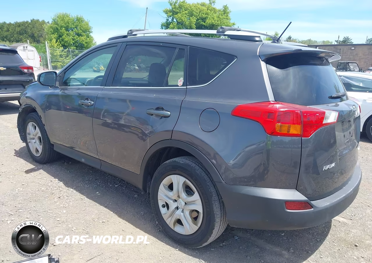 2015 Toyota Rav4 Le VIN:2T3BFREV6FW353931 - 3