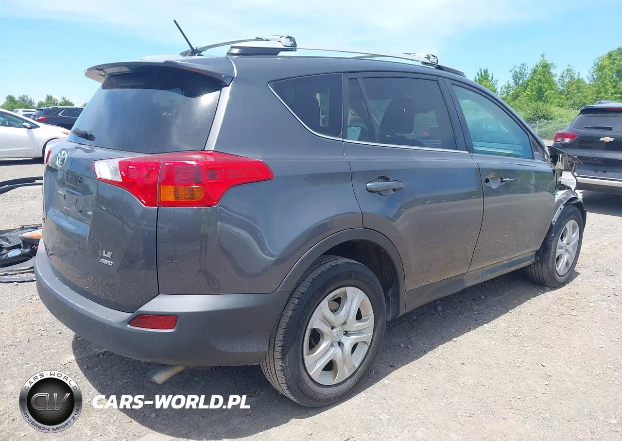2015 Toyota Rav4 Le VIN:2T3BFREV6FW353931 - 4