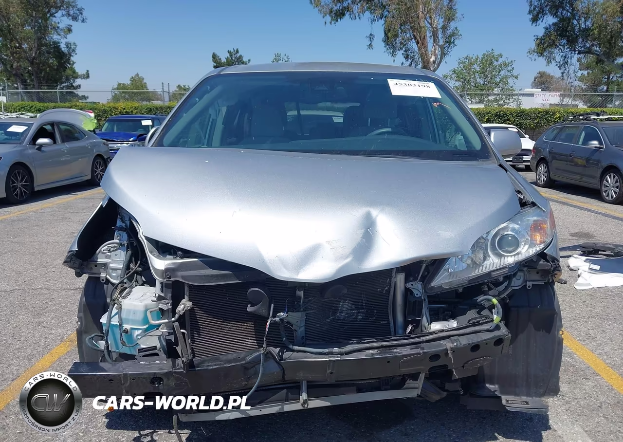 2020 Toyota Sienna Le VIN:5TDKZ3DC4LS022895 - 15