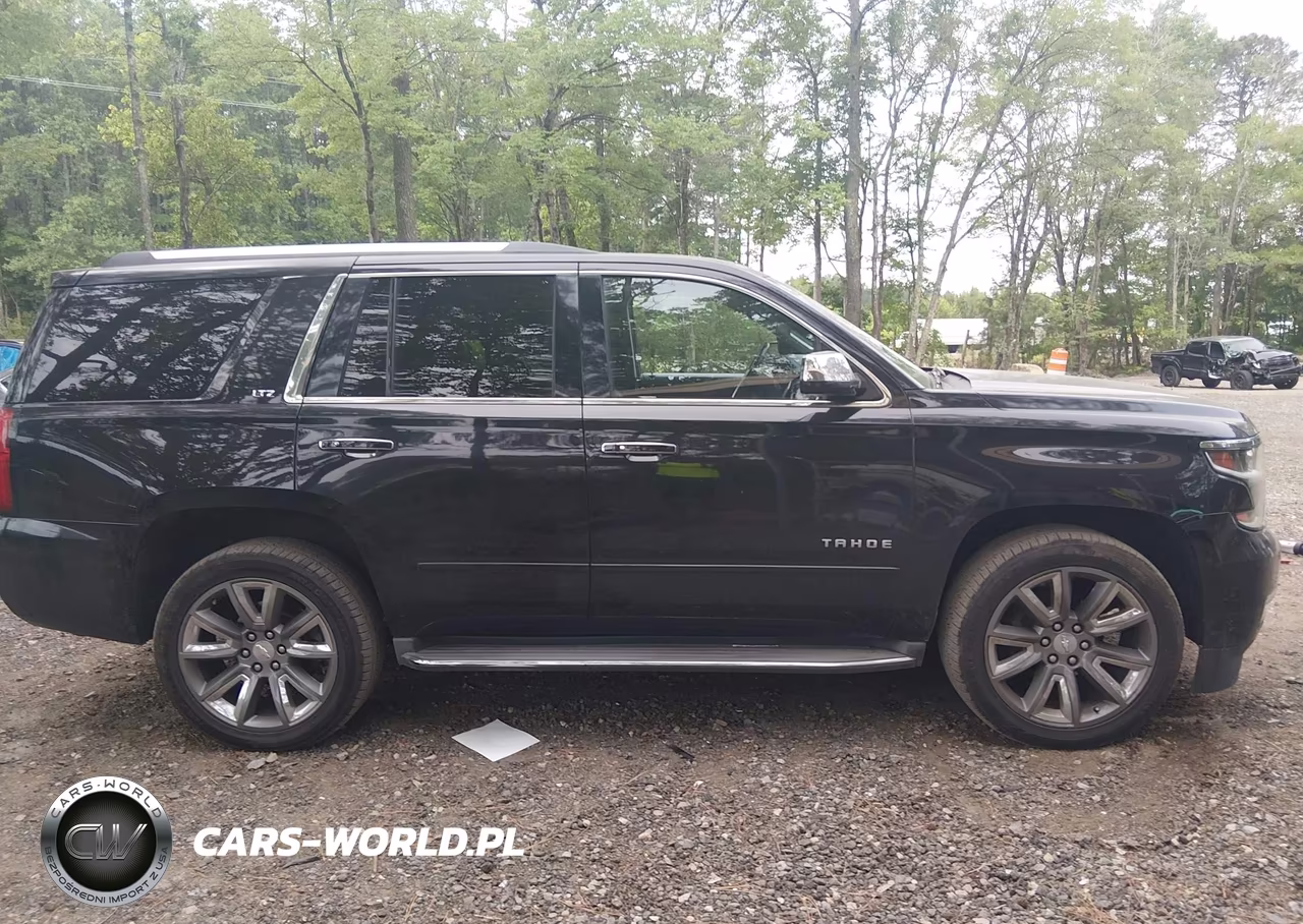 2015 Chevrolet Tahoe Ltz VIN:1GNSKCKCXFR671411 - 13