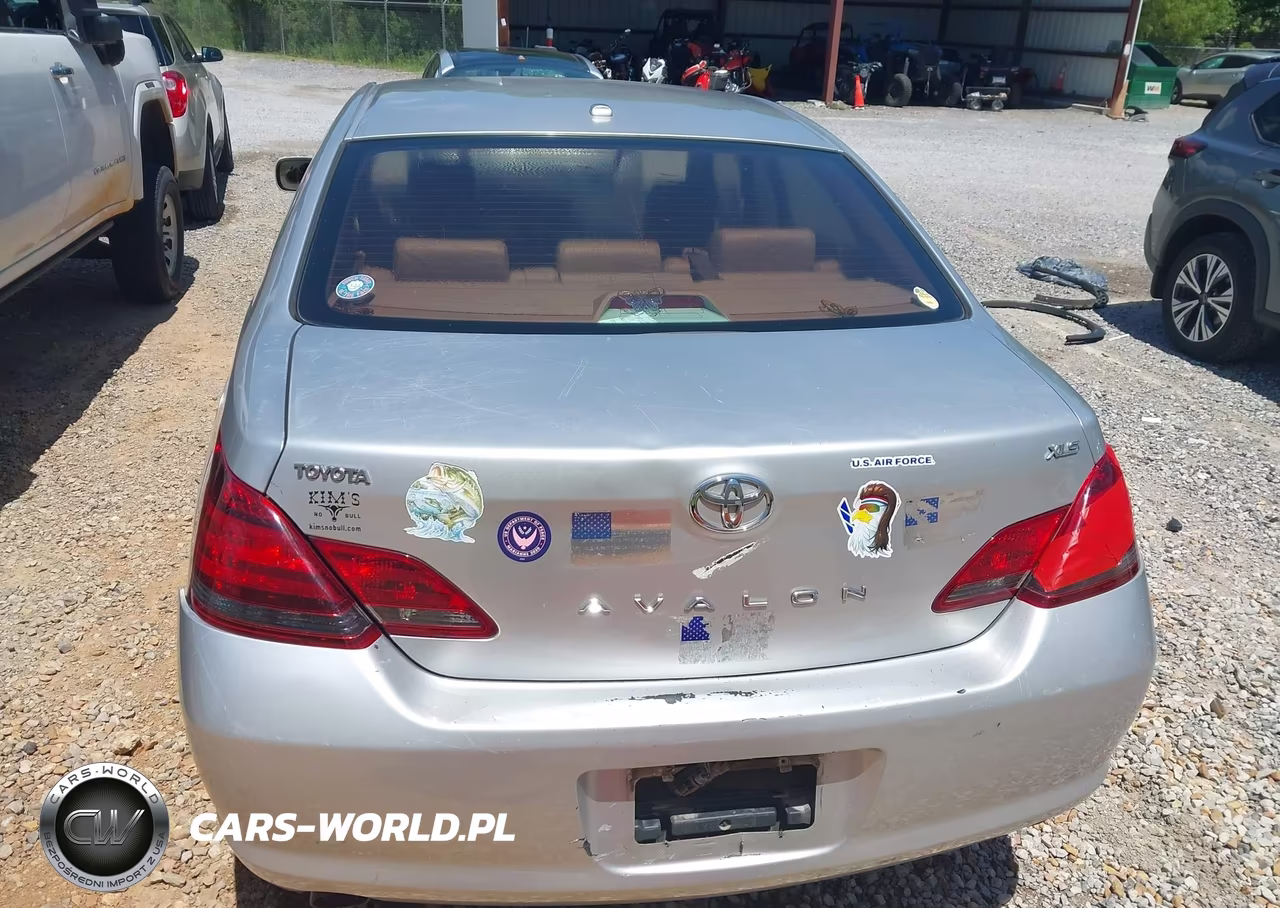 2010 Toyota Avalon Xls VIN:4T1BK3DB7AU358556 - 16