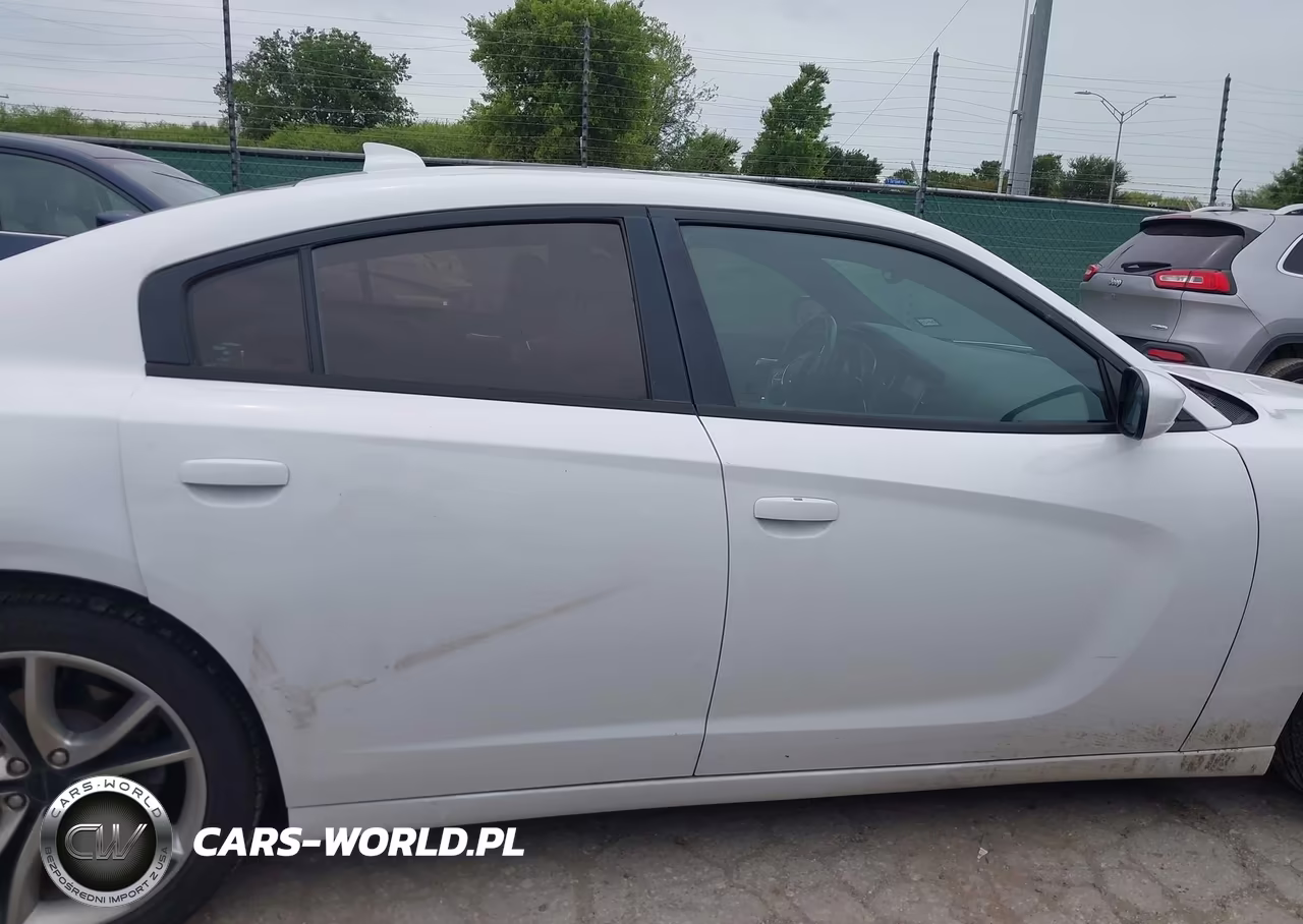 2015 Dodge Charger Sxt VIN:2C3CDXHG8FH880269 - 13