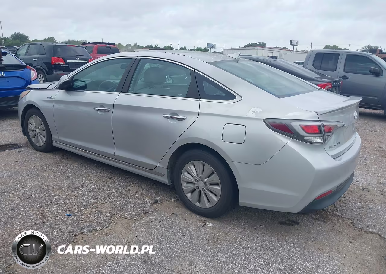 2016 Hyundai Sonata Hybrid Se VIN:KMHE24L12GA010976 - 3