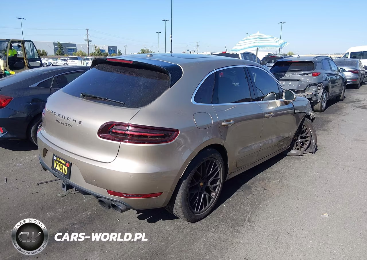2017 Porsche Macan Gts VIN:WP1AG2A55HLB52497 - 4