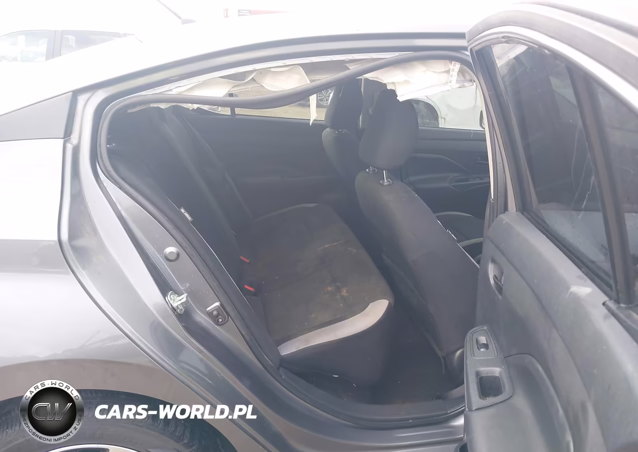 2025 Nissan Versa 1.6 S VIN:3N1CN8DVXSL856546 - 8