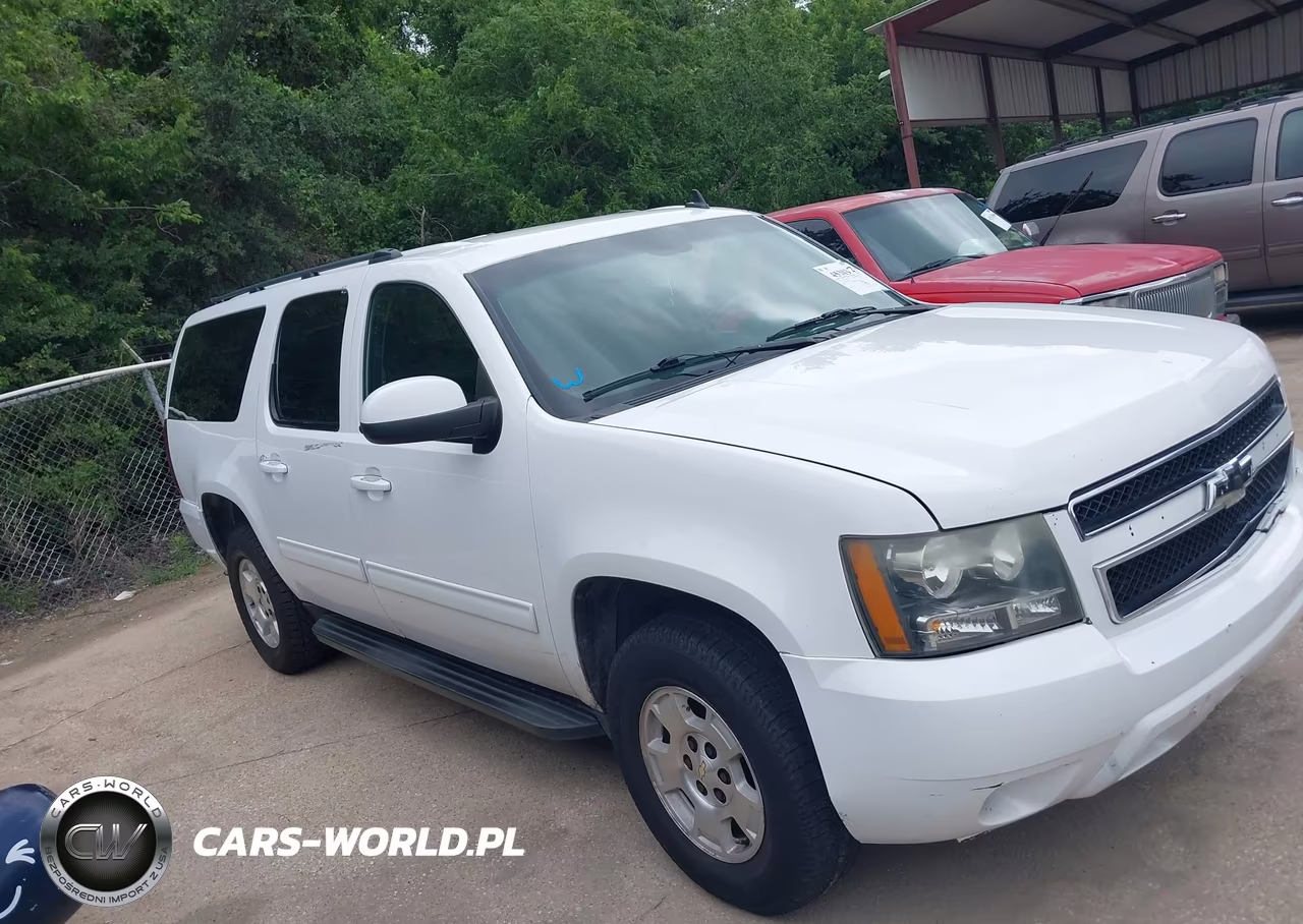 2014 Chevrolet Suburban 1500 Ls VIN:1GNSKHE7XER154524 - 13