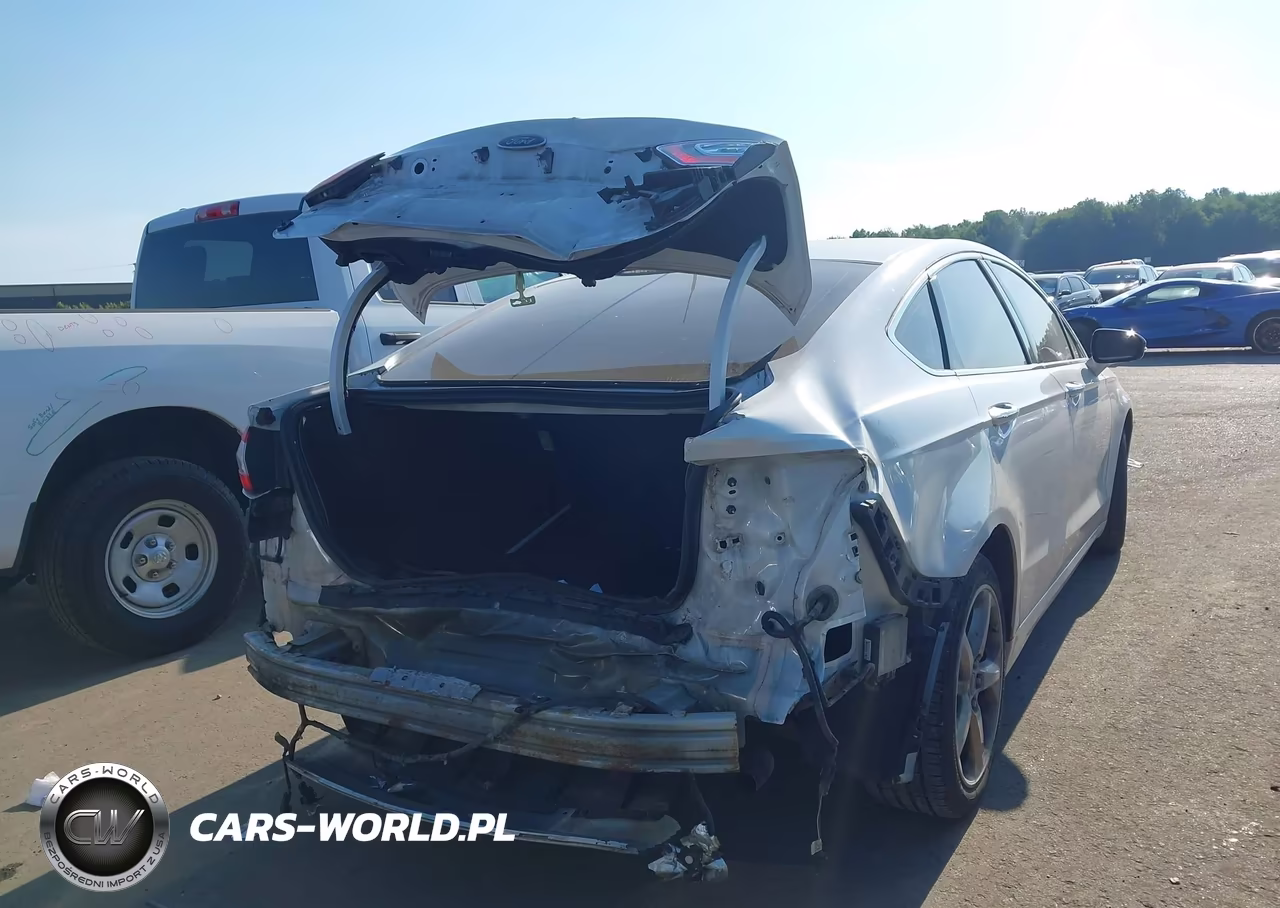 2013 Ford Fusion Titanium VIN:3FA6P0D96DR289976 - 4