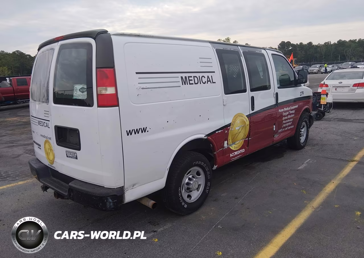2013 Chevrolet Express 2500 Work Van VIN:1GCWGFBA2D1112622 - 4