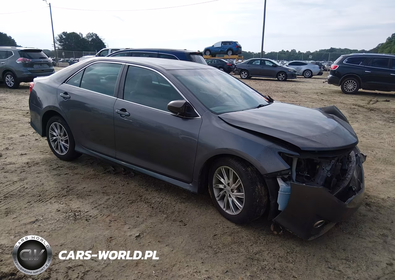 2013 Toyota Camry Se – zdjęcie 1 z 20