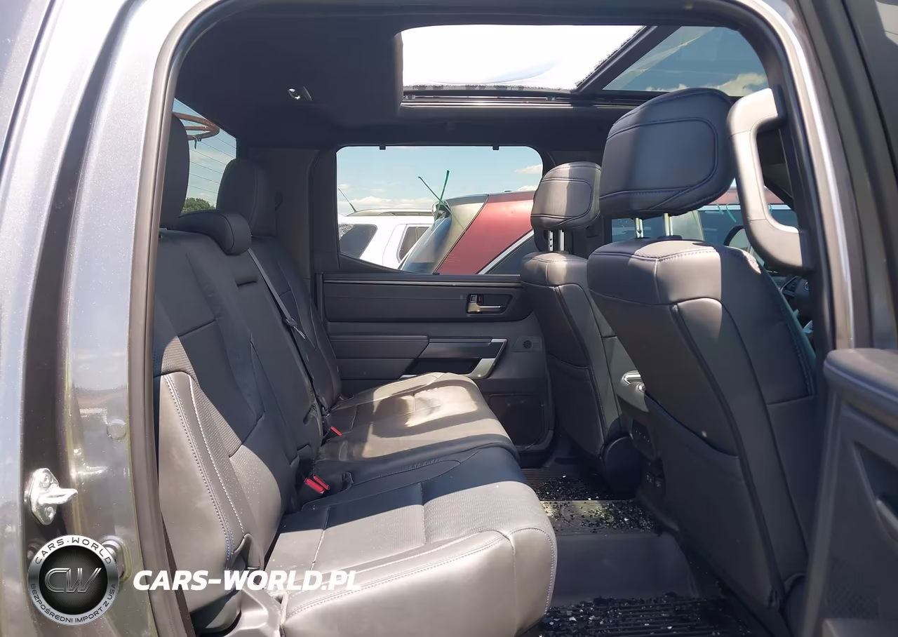 2026 Toyota Tundra Hybrid Platinum Hybrid Crewmax 5.5' Bed VIN:5TFNC5DB0TX117241 - 8