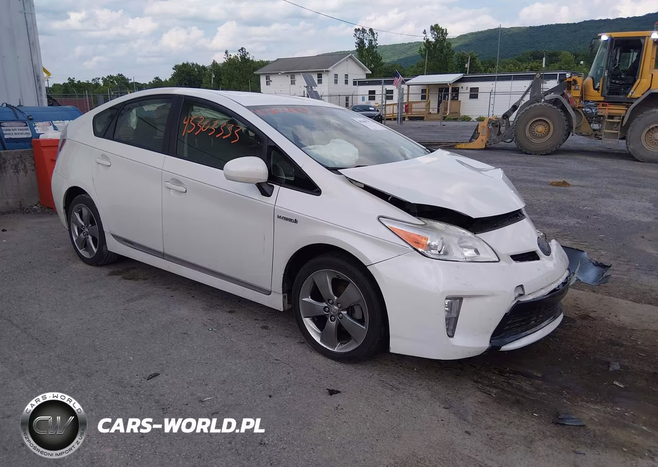 2013 Toyota Prius Three Se – zdjęcie 1 z 16