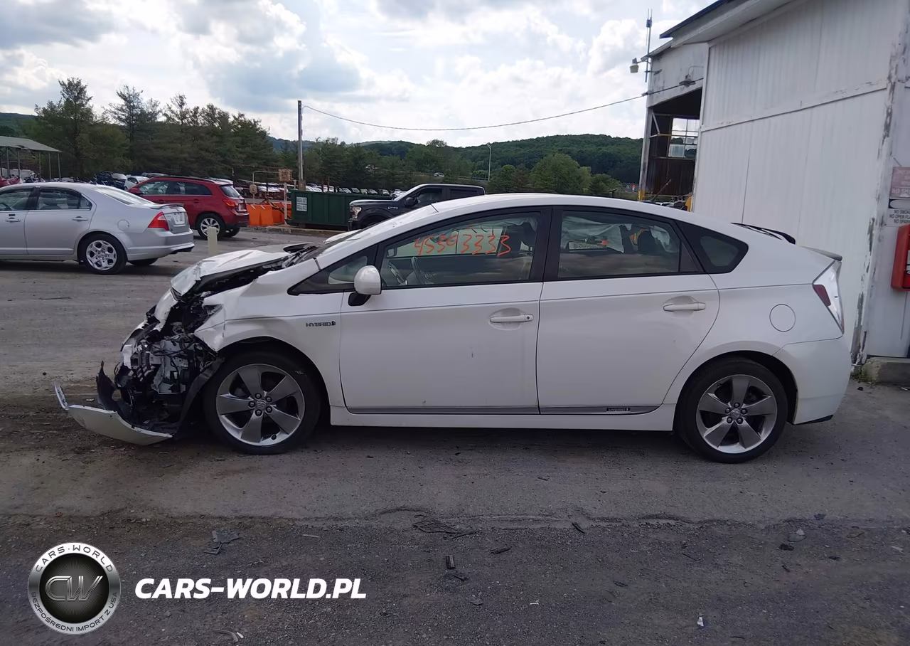 2013 Toyota Prius Three Se VIN:JTDKN3DUXD1650902 - 14