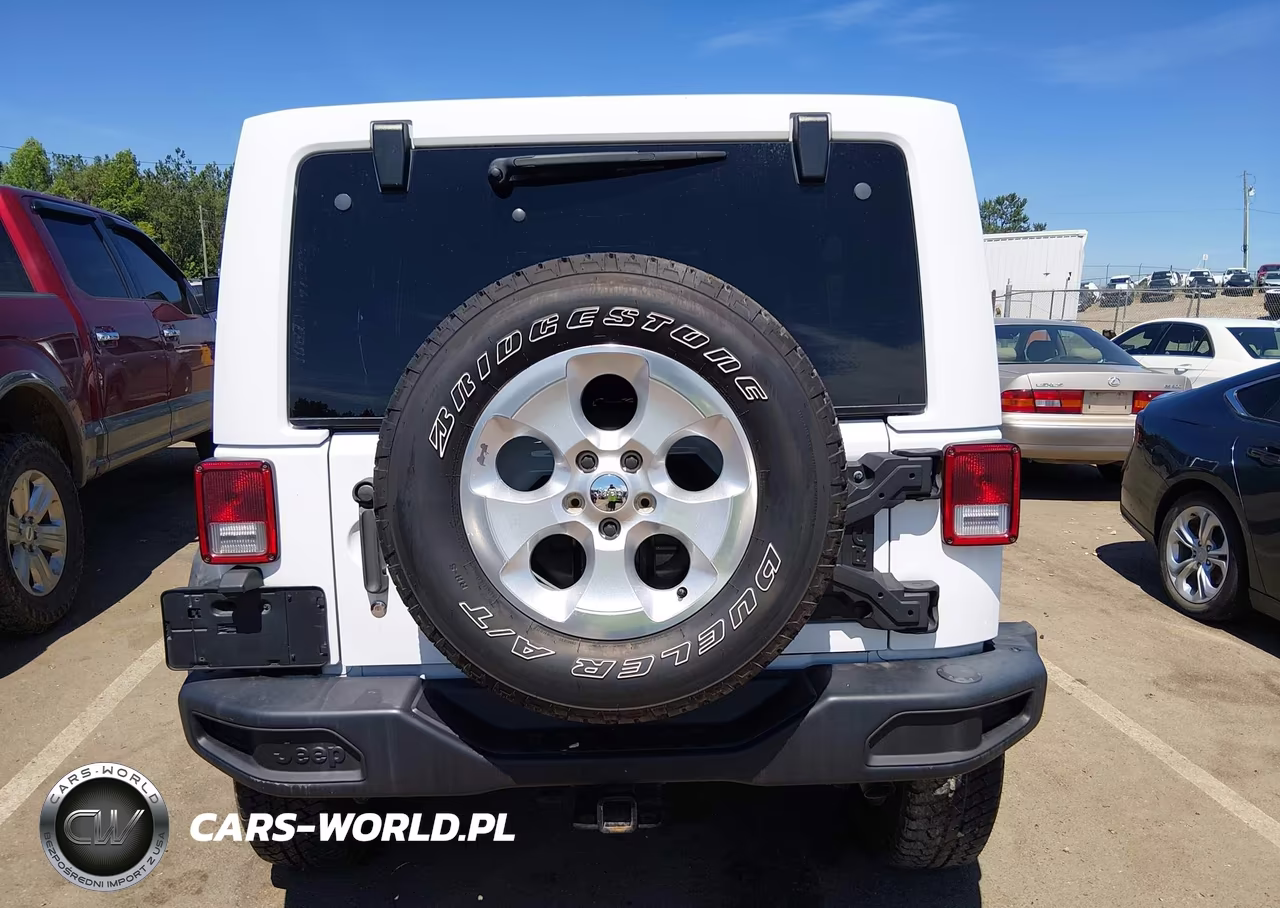 2015 Jeep Wrangler Unlimited Rubicon Hard Rock VIN:1C4BJWFG7FL731027 - 17