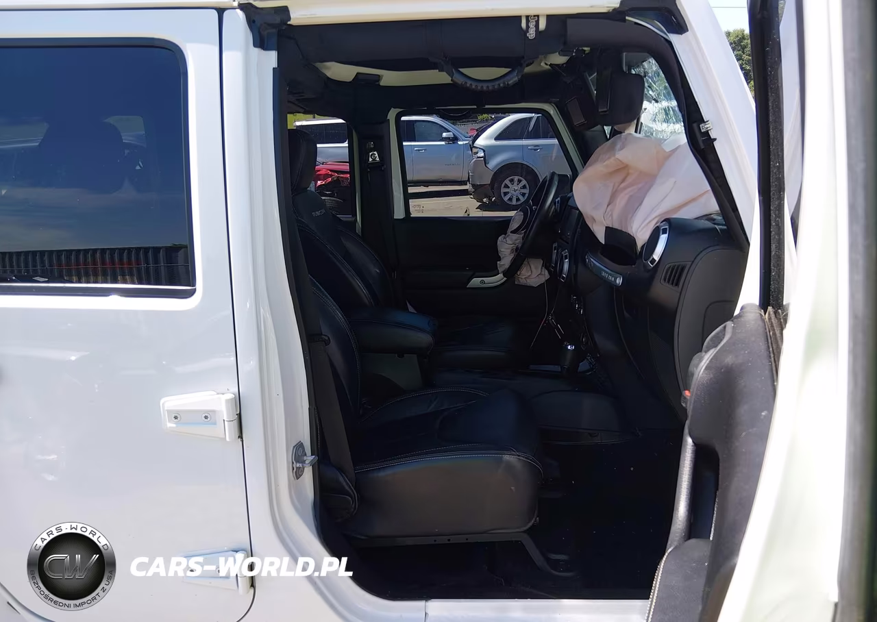 2015 Jeep Wrangler Unlimited Rubicon Hard Rock VIN:1C4BJWFG7FL731027 - 5