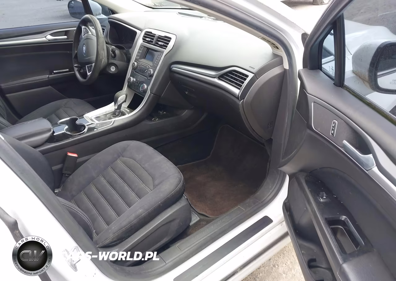 2014 Ford Fusion Se VIN:3FA6P0H72ER204268 - 5