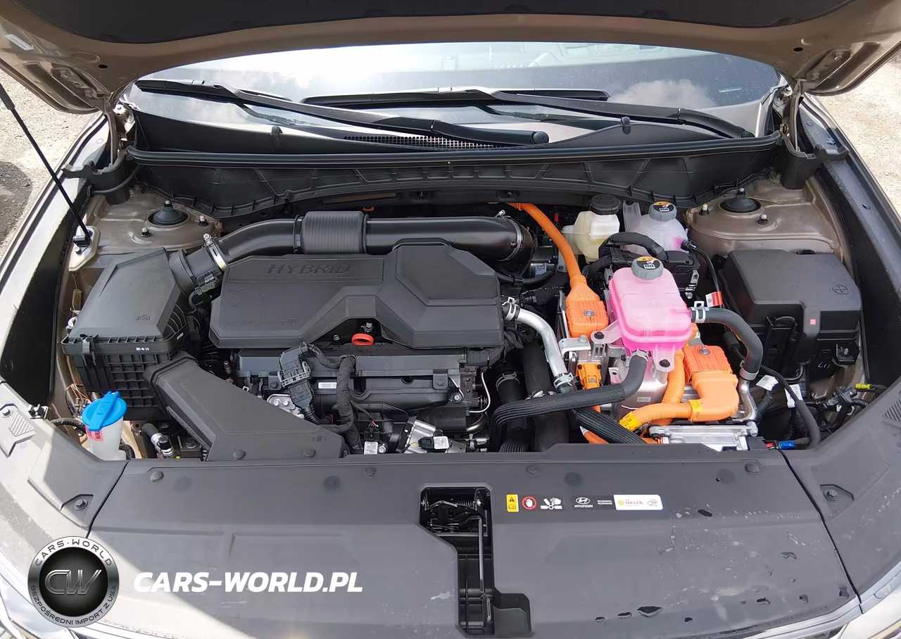 2026 Hyundai Tucson Hybrid Limited VIN:KM8JEDD11TU405082 - 10