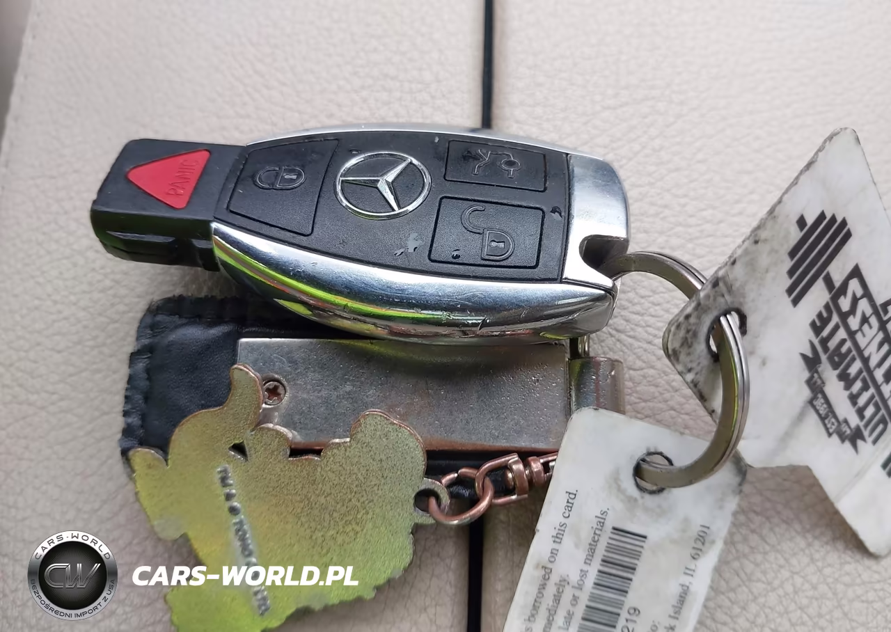 2016 Mercedes-Benz C 300 4Matic VIN:55SWF4KB8GU108584 - 11