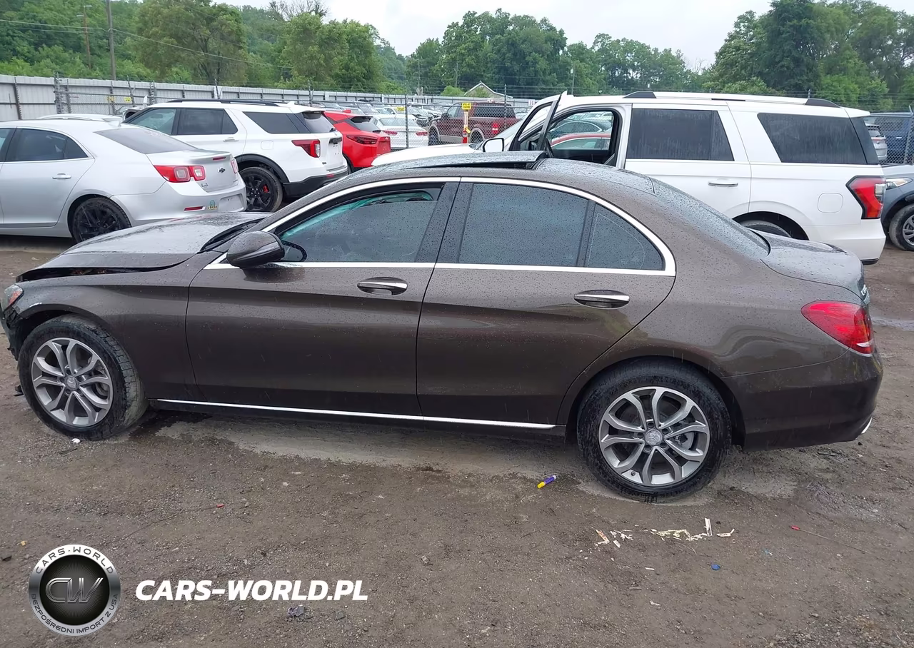 2016 Mercedes-Benz C 300 4Matic VIN:55SWF4KB8GU108584 - 14