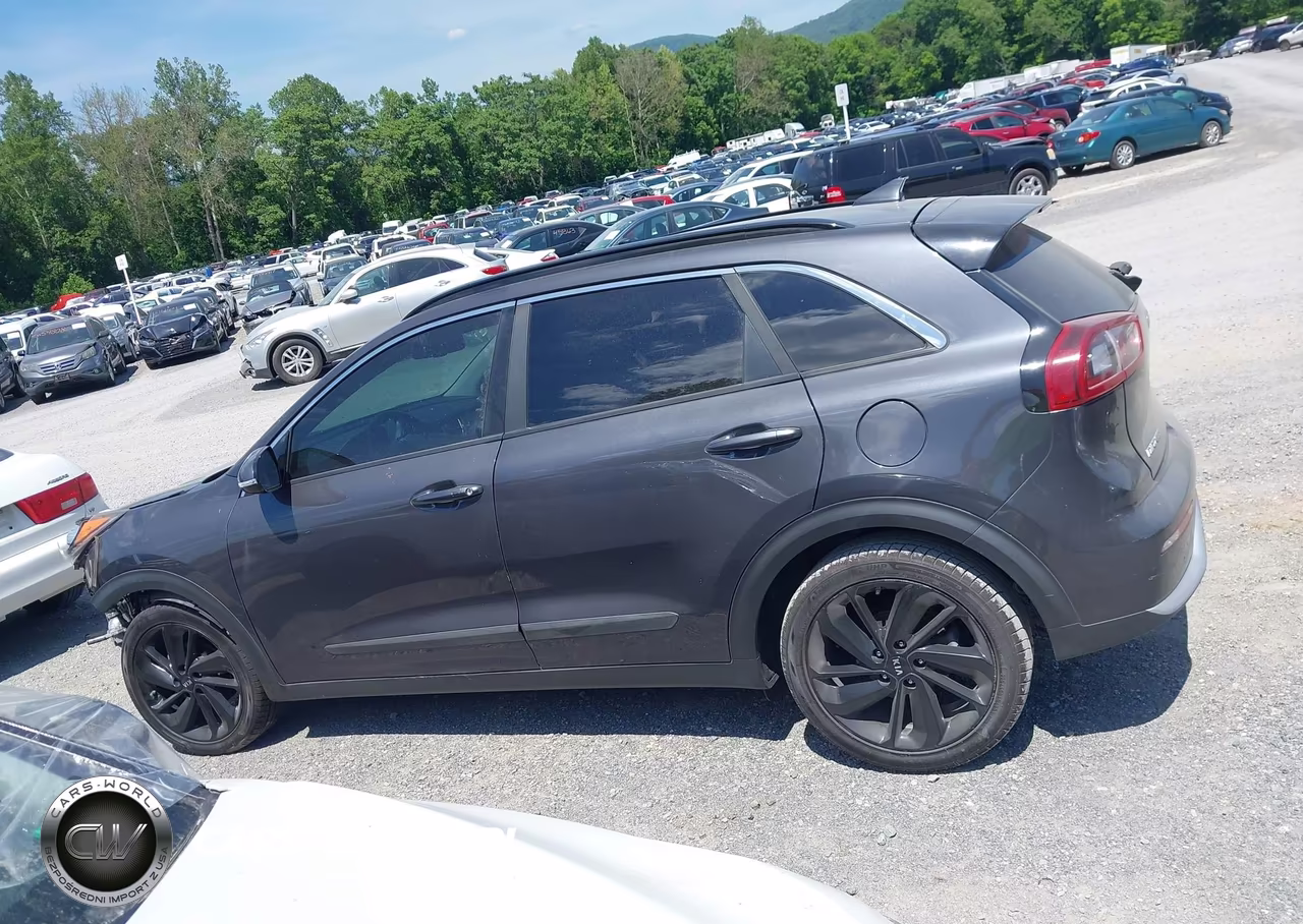 2018 Kia Niro Ex VIN:KNDCC3LC1J5133432 - 15