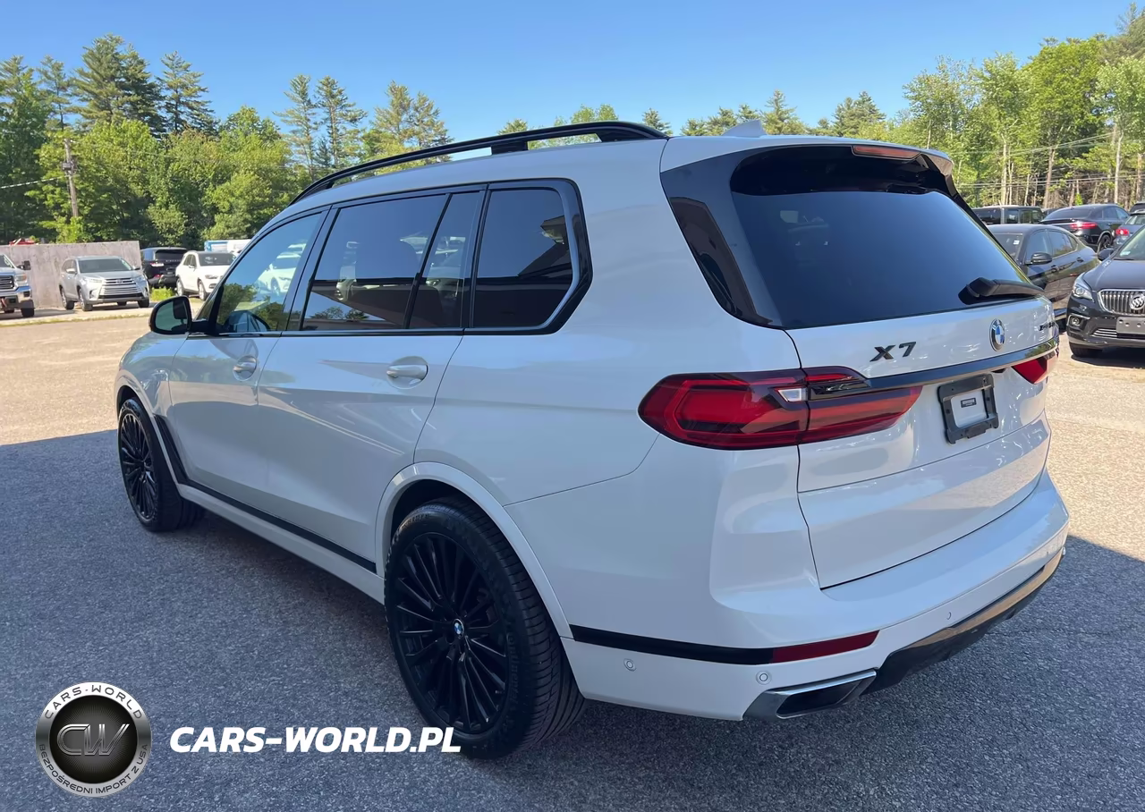 2019 BMW X7 xDrive50I VIN:5UXCX4C59KLS38985 - 3