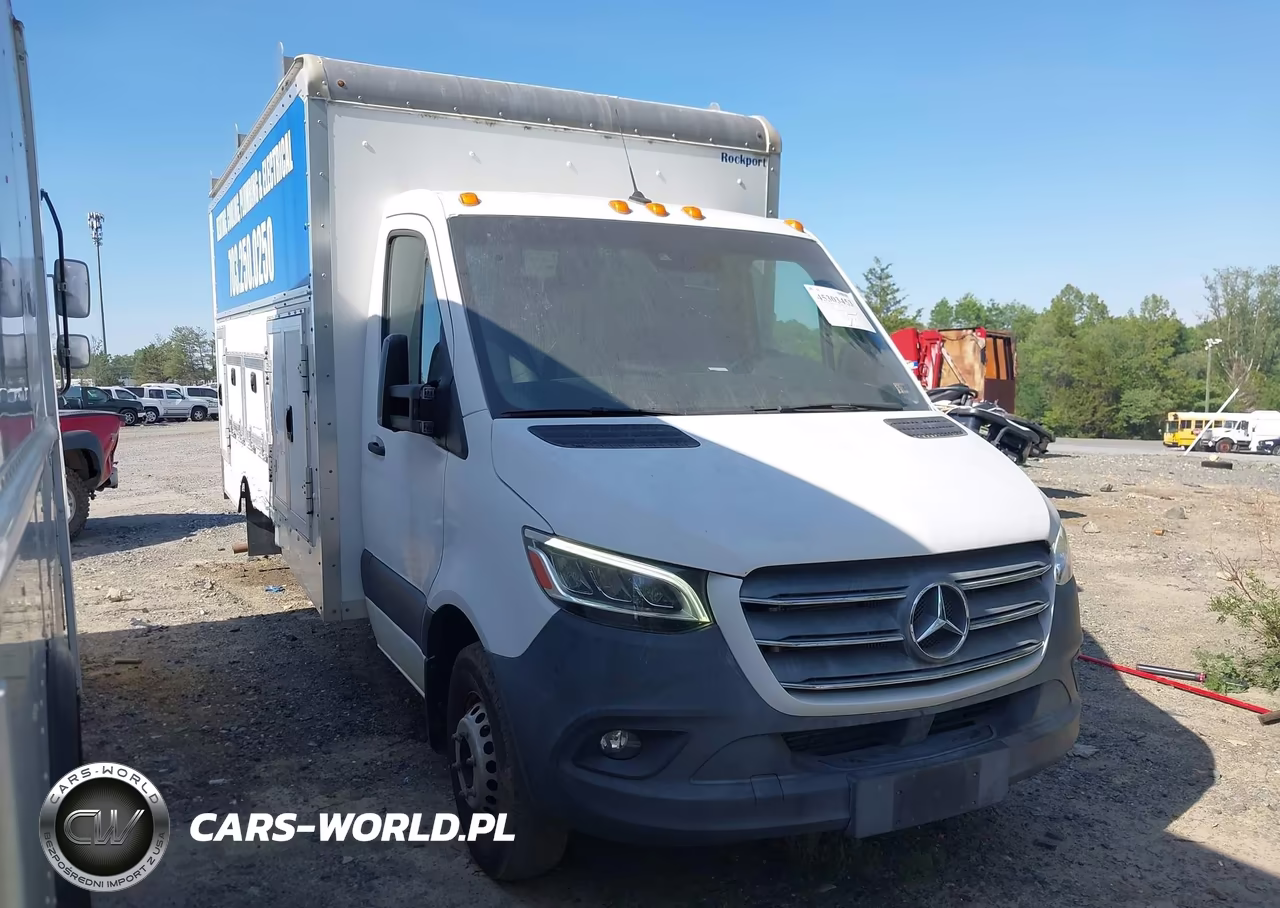 2019 Mercedes-Benz Sprinter 4500 High Roof V6-Standard Roof V6 – zdjęcie 1 z 17