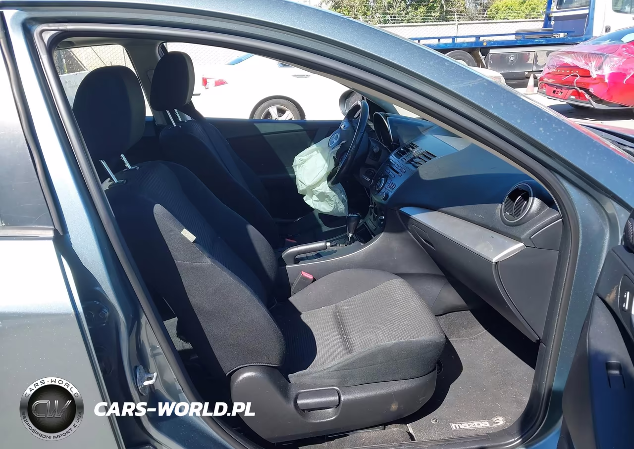 2012 Mazda Mazda3 I Touring VIN:JM1BL1L89C1608637 - 5