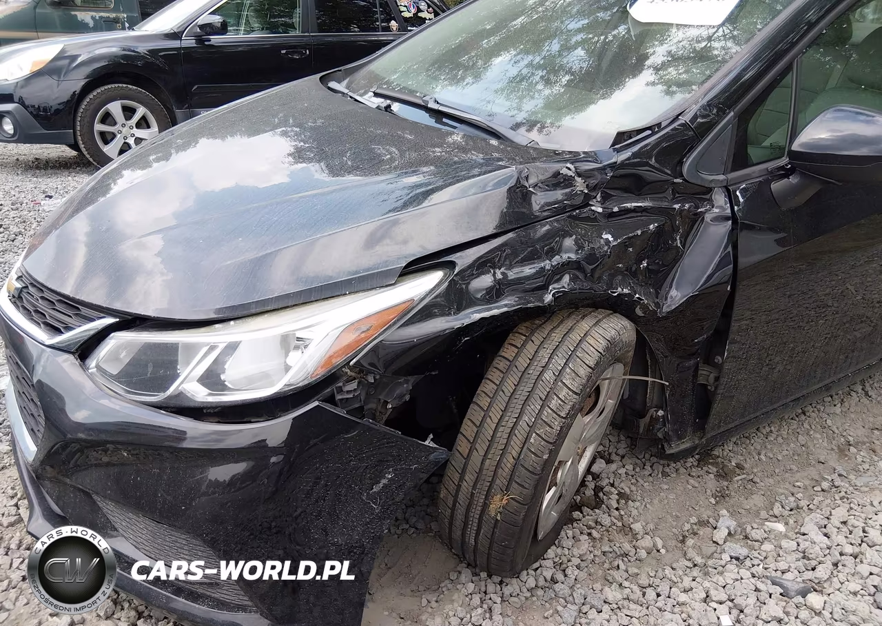 2017 Chevrolet Cruze Ls Auto VIN:1G1BC5SM5H7134043 - 6