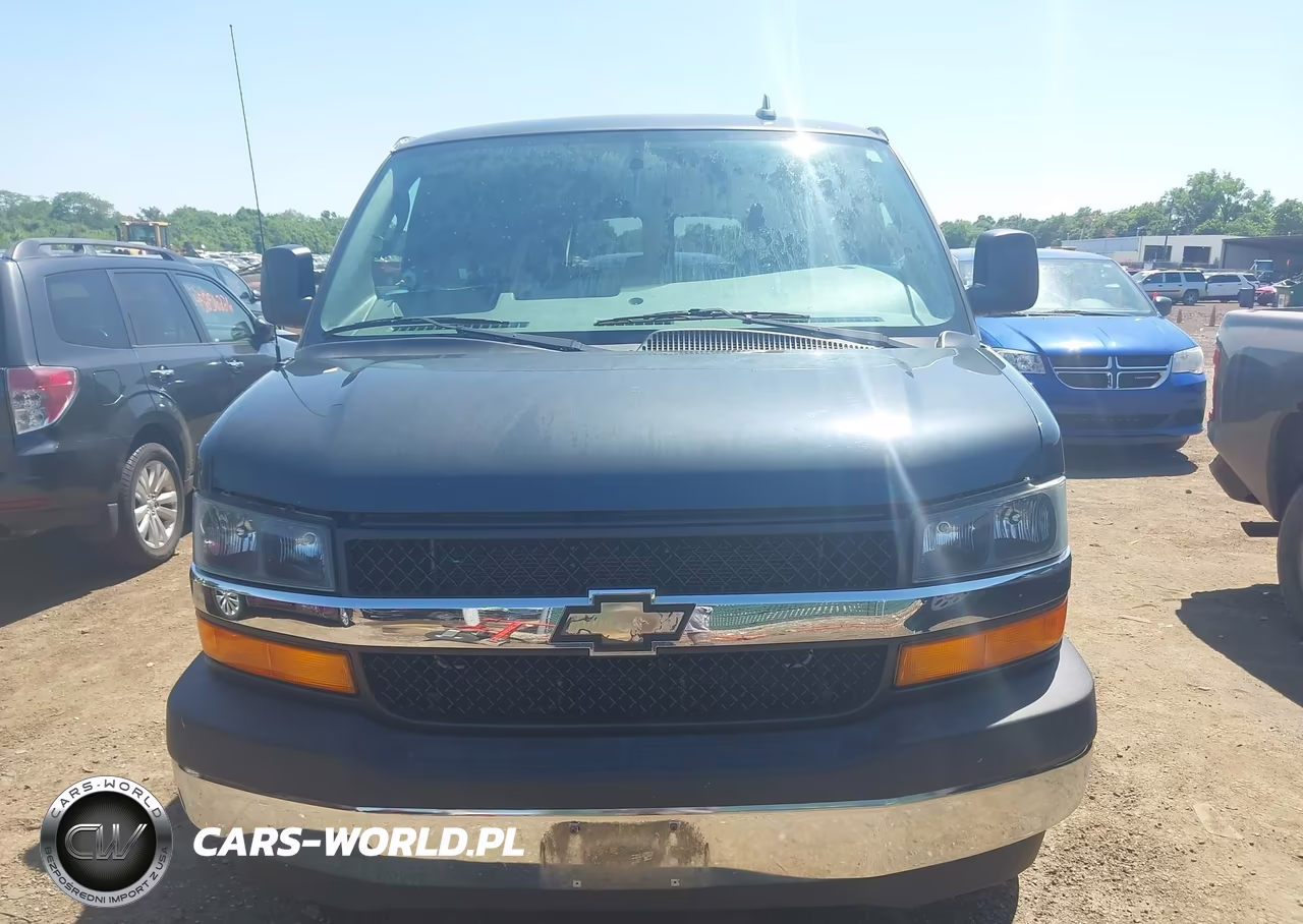 2017 Chevrolet Express 3500 Lt VIN:1GAZGPFG4H1249268 - 6
