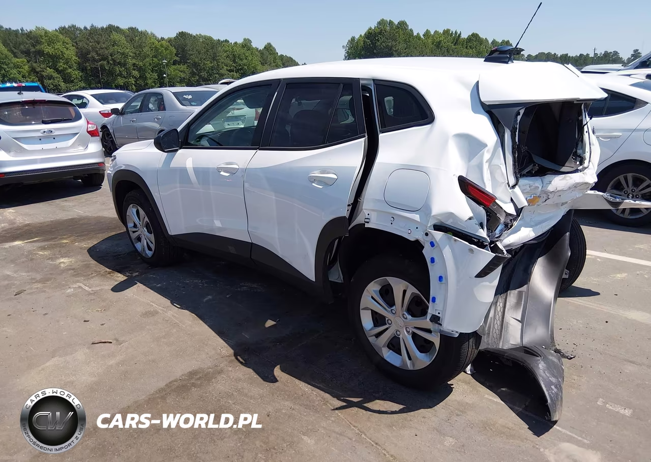 2025 Chevrolet Trax Fwd Ls VIN:KL77LFEP2SC326069 - 3