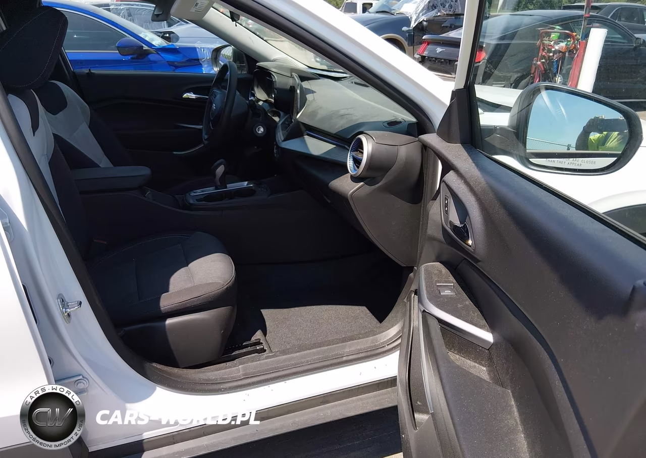2025 Chevrolet Trax Fwd Ls VIN:KL77LFEP2SC326069 - 5