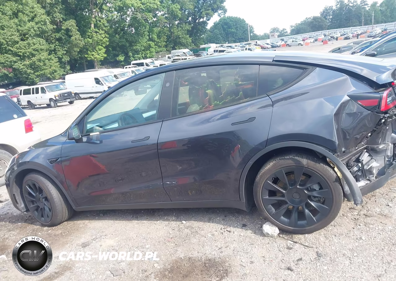 2024 Tesla Model Y Long Range Dual Motor All-Wheel Drive VIN:7SAYGDEEXRA231528 - 14
