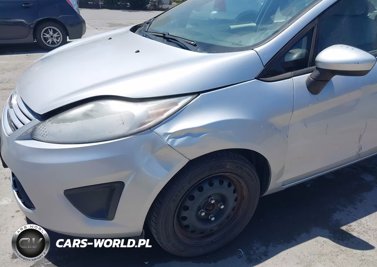 2013 Ford Fiesta S VIN:3FADP4AJ3DM162743 - 6