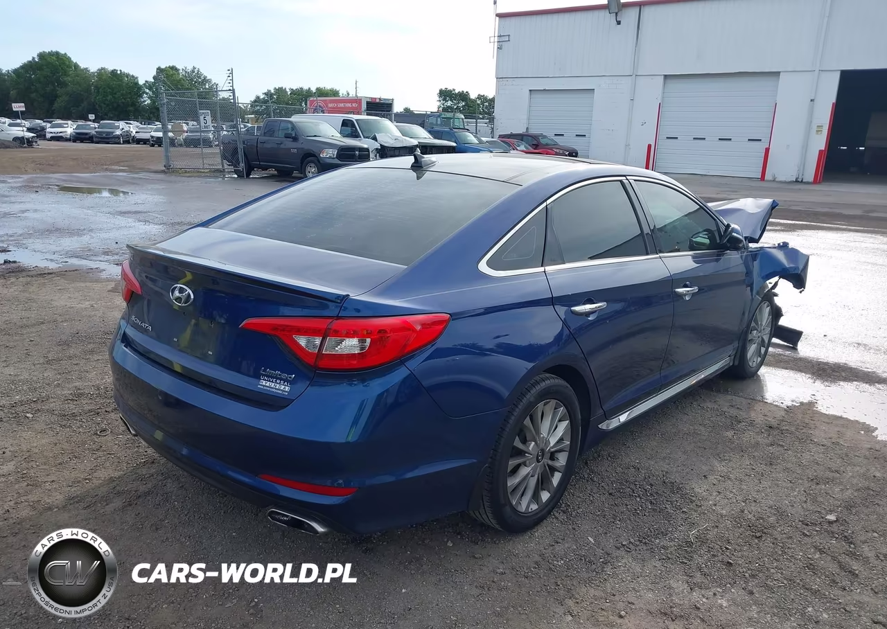 2015 Hyundai Sonata Limited VIN:5NPE34AF8FH239833 - 4