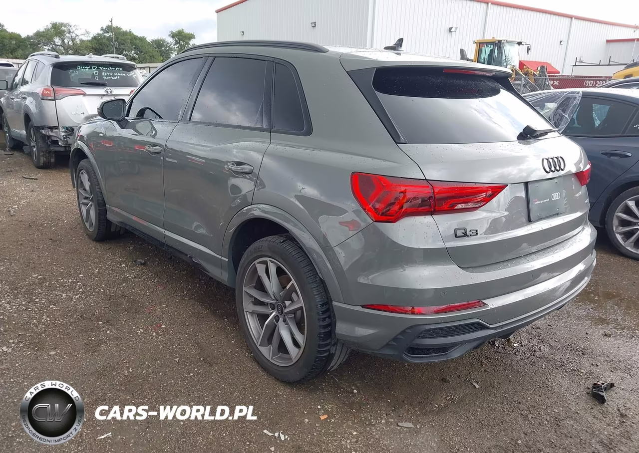 2023 Audi Q3 Premium 45 Tfsi S Line Quattro Tiptronic VIN:WA1DECF35P1075393 - 3