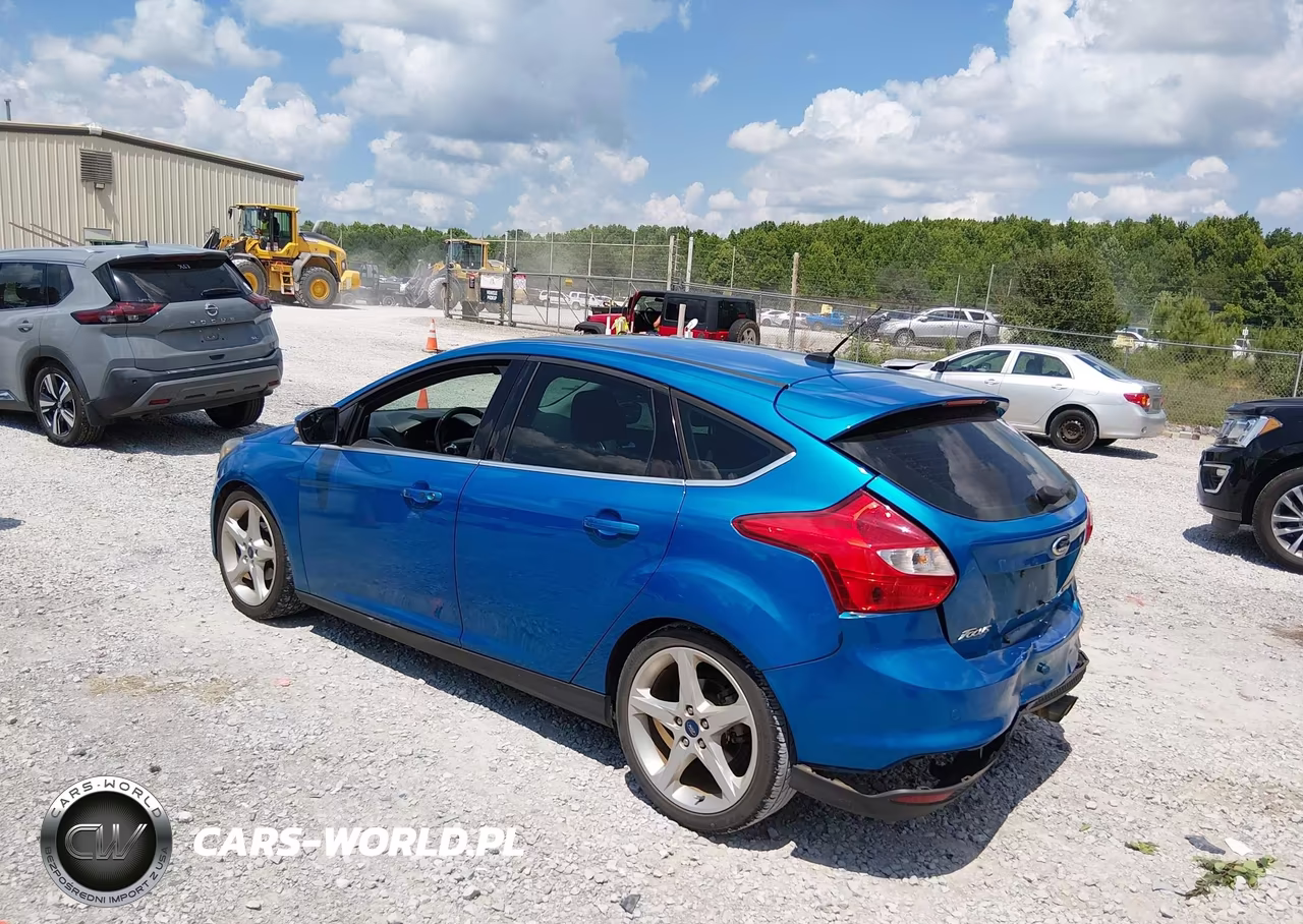 2012 Ford Focus Titanium VIN:1FAHP3N27CL343214 - 3