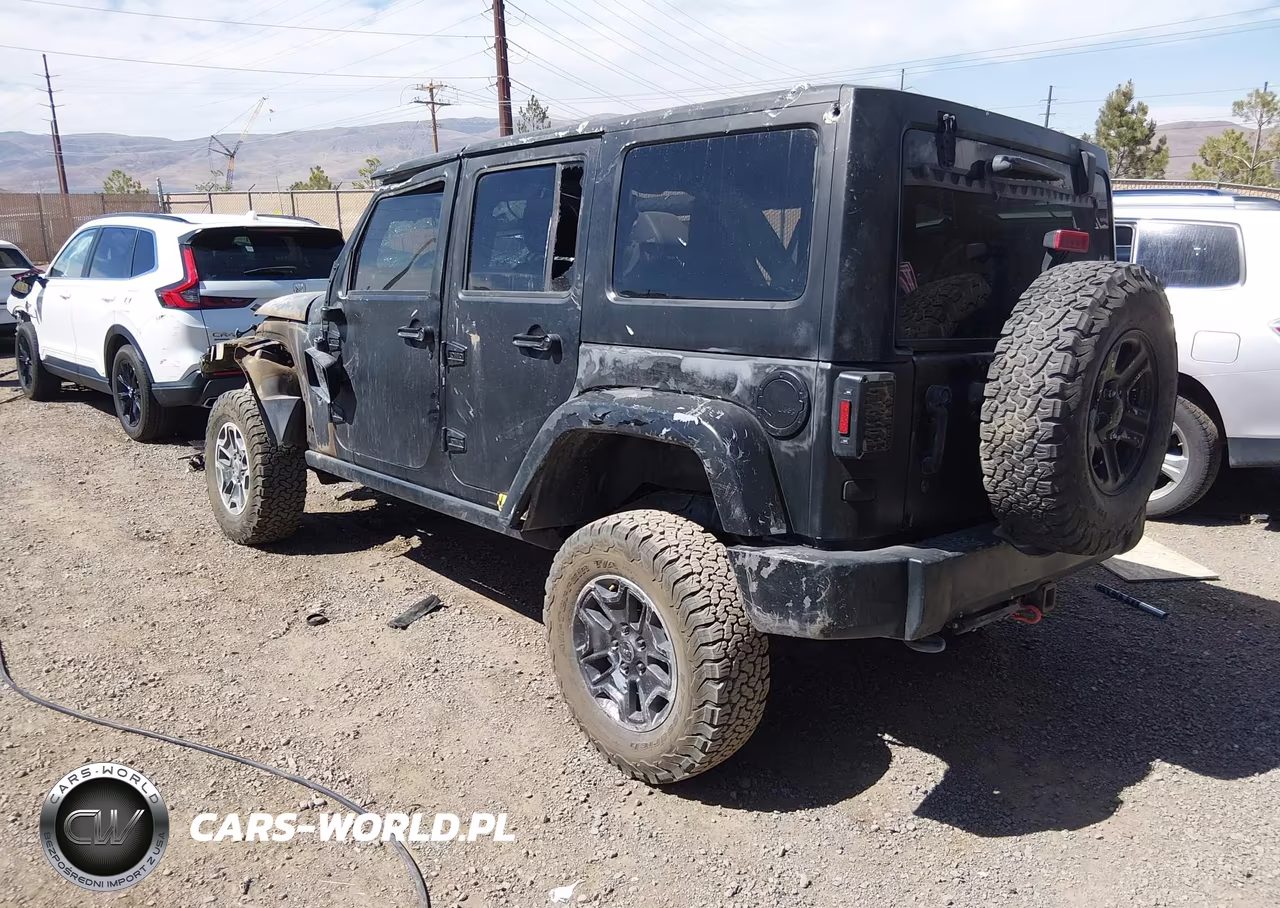 2014 Jeep Wrangler Unlimited Freedom Edition VIN:1C4BJWDG2EL212601 - 3
